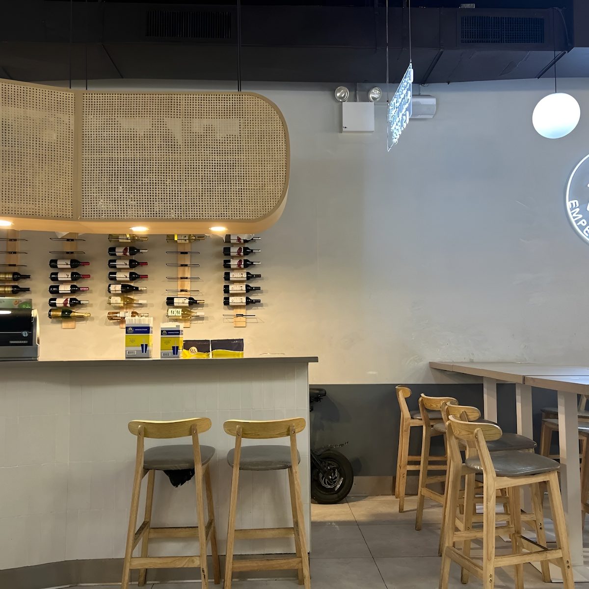 Emperor Dumpling – Herald Square (6th Ave)