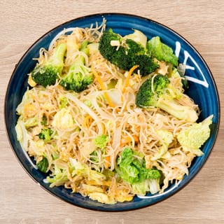 Vegetable Pan-Fried Rice Noodle