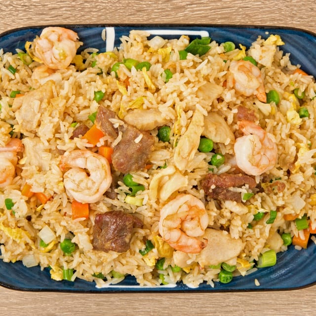 House Fried Rice 特色炒饭.