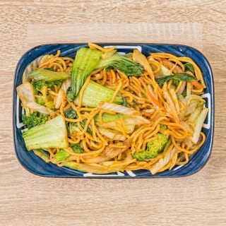 Vegetable Lo Mein Tray
