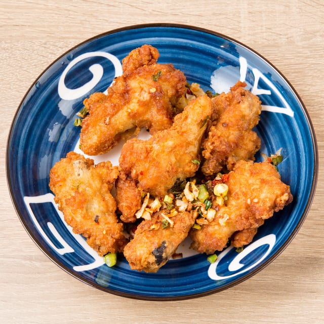 Fried Chicken Wings.