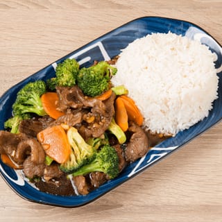 L. Beef Broccoli Over Rice