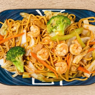 Shrimp Pan Fried Lo Mein Noodle 虾炒面
