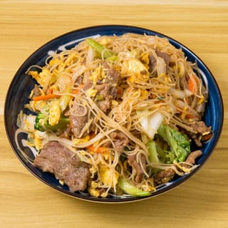 Beef Pan Fried Rice Noodle 牛肉炒米粉